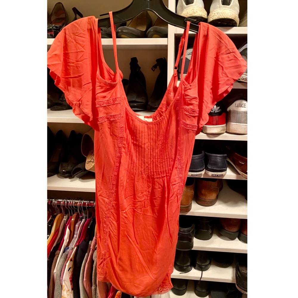 Jessica Simpson maternity blouse